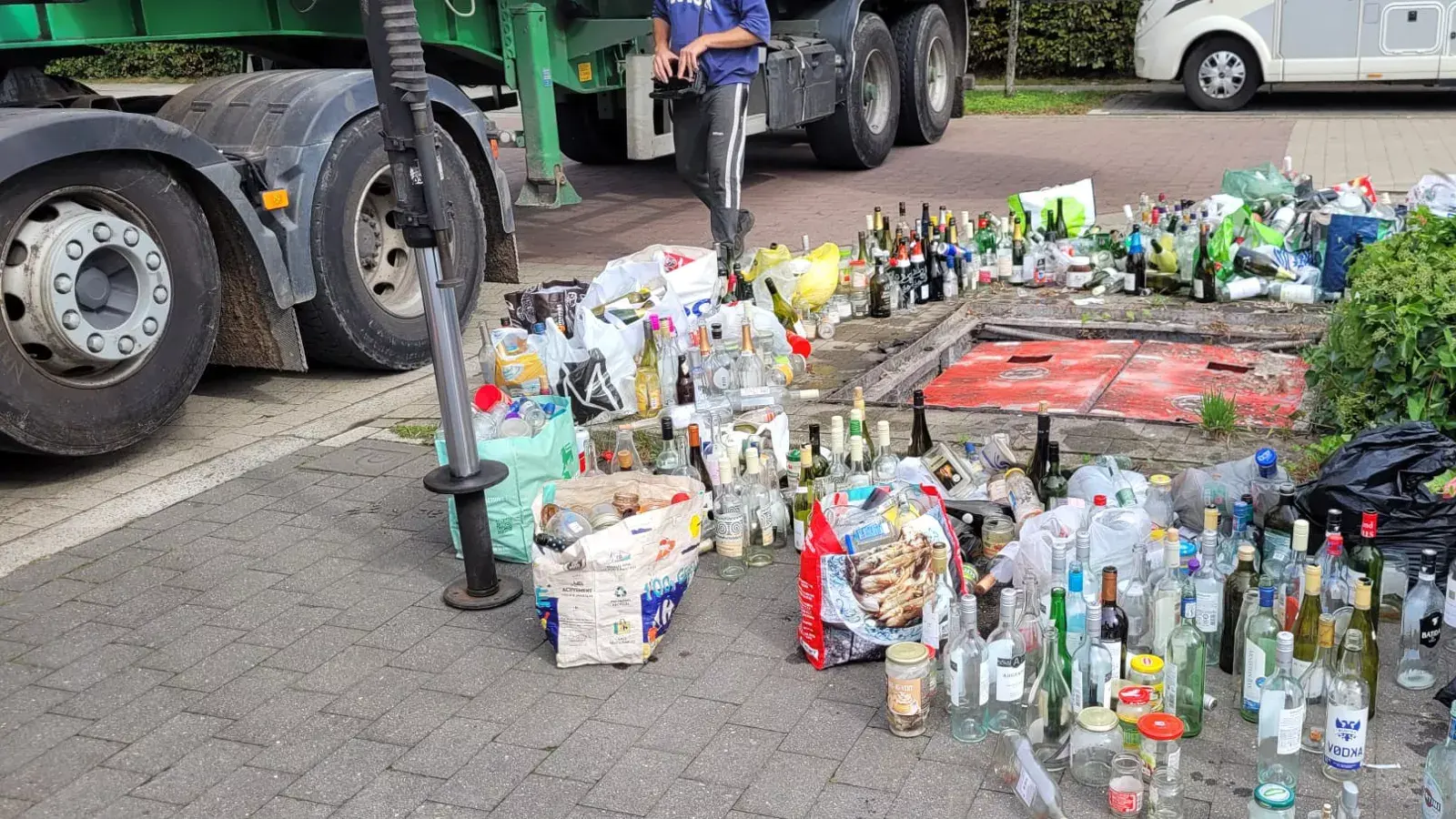 Edegem zet slimme camera’s in tegen sluikstort: “Sensibiliseren alleen helpt niet”